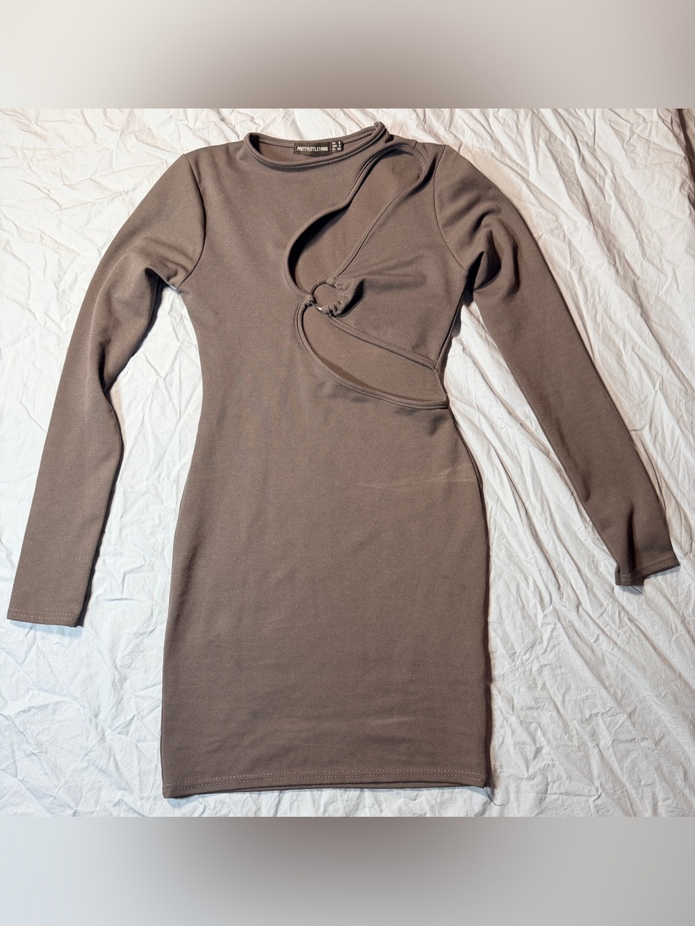 PrettyLittleThing Taupe Long Sleeve Bodycon Dress with Ring Cutout